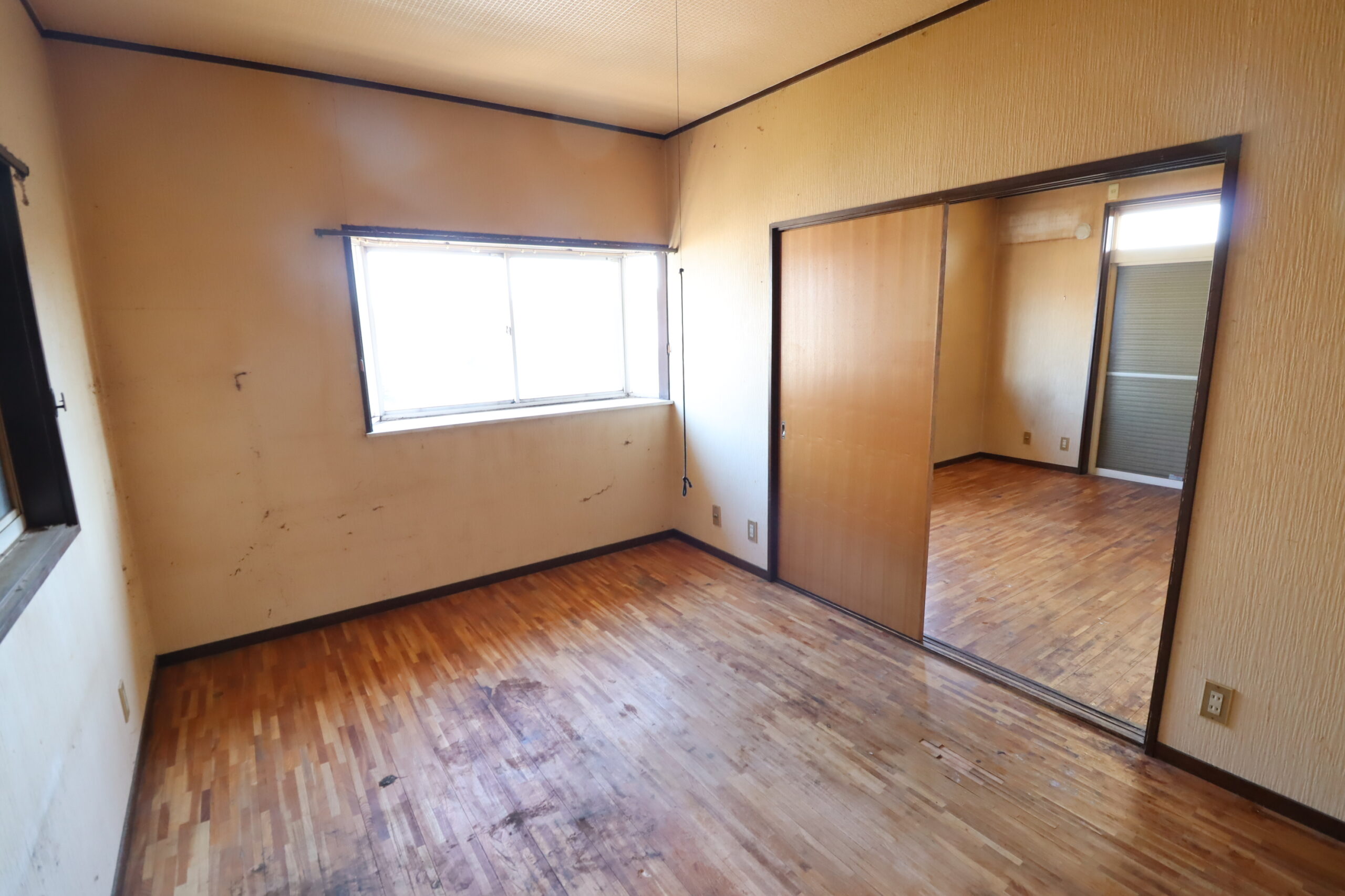 伊勢崎市末広町　中古住宅